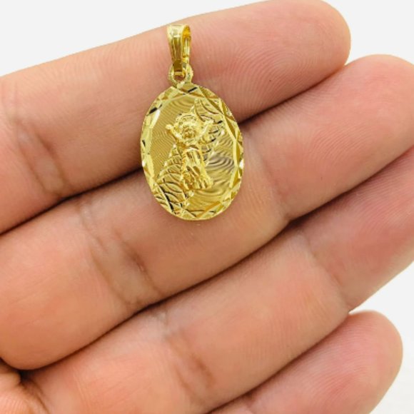 All Yellow Baby Jesus Medal Mariner link Chain 18" for Girls Boys Ladies 22x14mm - Picture 8 of 10